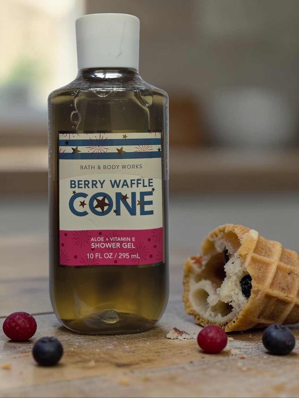Bath & Body Works Berry Waffle Cone Shower Gel 10 oz New Sealed Aloe + Vitamin E